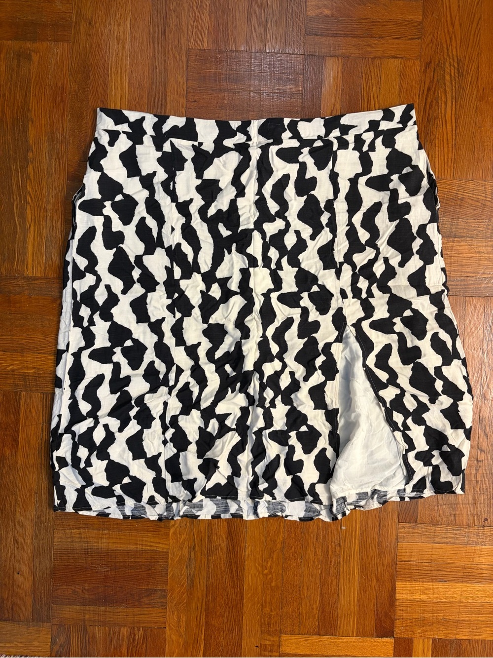 Target Ava & Viv Black and White Abstract Print Midi Skirt
